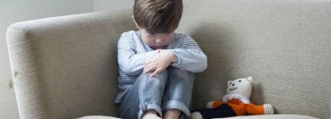 Детская депрессия: как избежать её